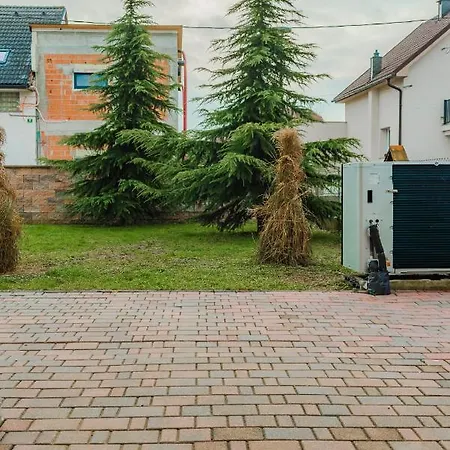 Bah * Ljubljana